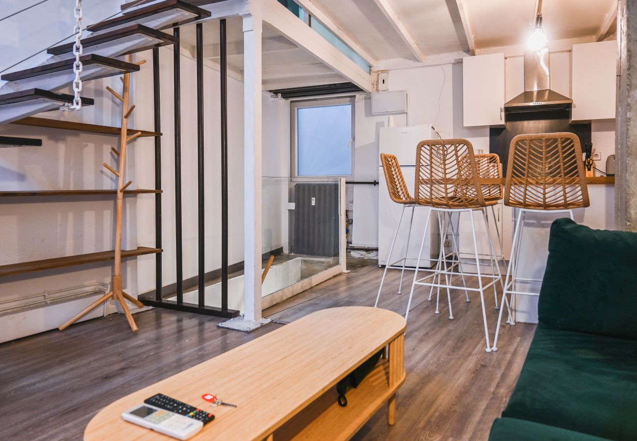 Apartamento en Madrid - M (JAM30)Moderno y Elegante piso en Argüelles con