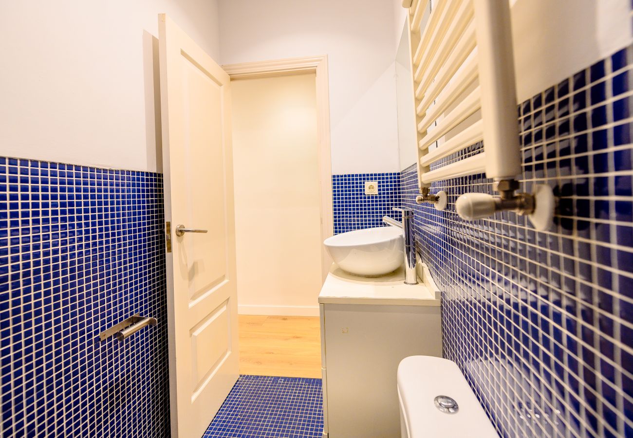 Apartamento en Madrid - M (JAM471B)Apartamento Luminoso con Balcón en el C