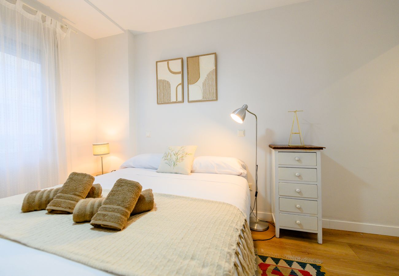 Apartamento en Madrid - M (JAM471B)Apartamento Luminoso con Balcón en el C