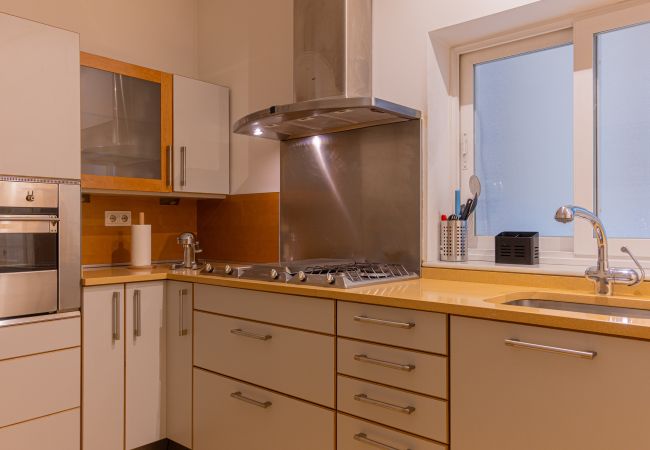 Apartamento en Madrid - M (PDH52)Apartamento Amplio y Elegante en Paseo de Apartamento en Madrid - M (PDH52)Apartamento Amplio y Elegante en Paseo de