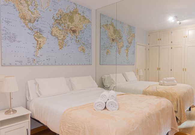 Apartamento en Madrid - M (PDH52)Apartamento Amplio y Elegante en Paseo de