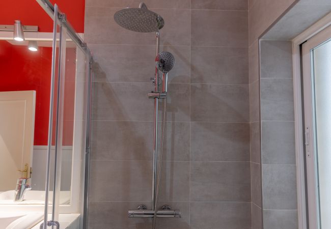 Apartamento en Madrid - M (PDH52)Apartamento Amplio y Elegante en Paseo de Apartamento en Madrid - M (PDH52)Apartamento Amplio y Elegante en Paseo de