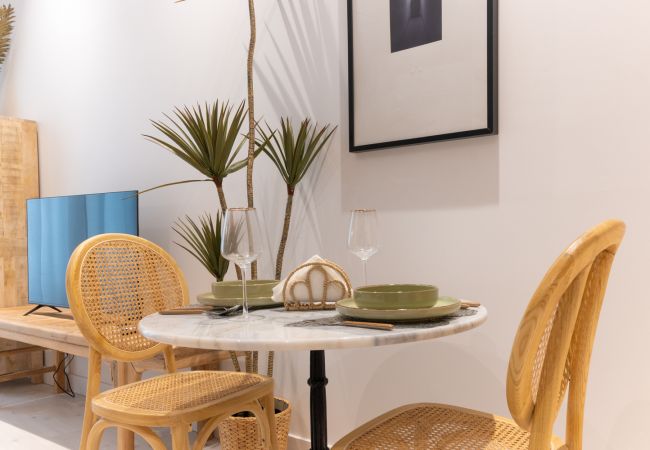Apartamento en Madrid - M (CPE205)Elegante y Acogedor Apartamento con Enca Apartamento en Madrid - M (CPE205)Elegante y Acogedor Apartamento con Enca