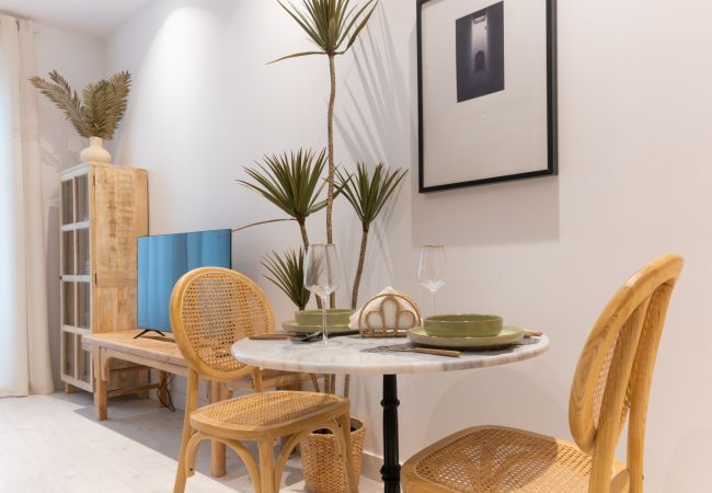 Apartamento en Madrid - M (CPE205)Elegante y Acogedor Apartamento con Enca Apartamento en Madrid - M (CPE205)Elegante y Acogedor Apartamento con Enca
