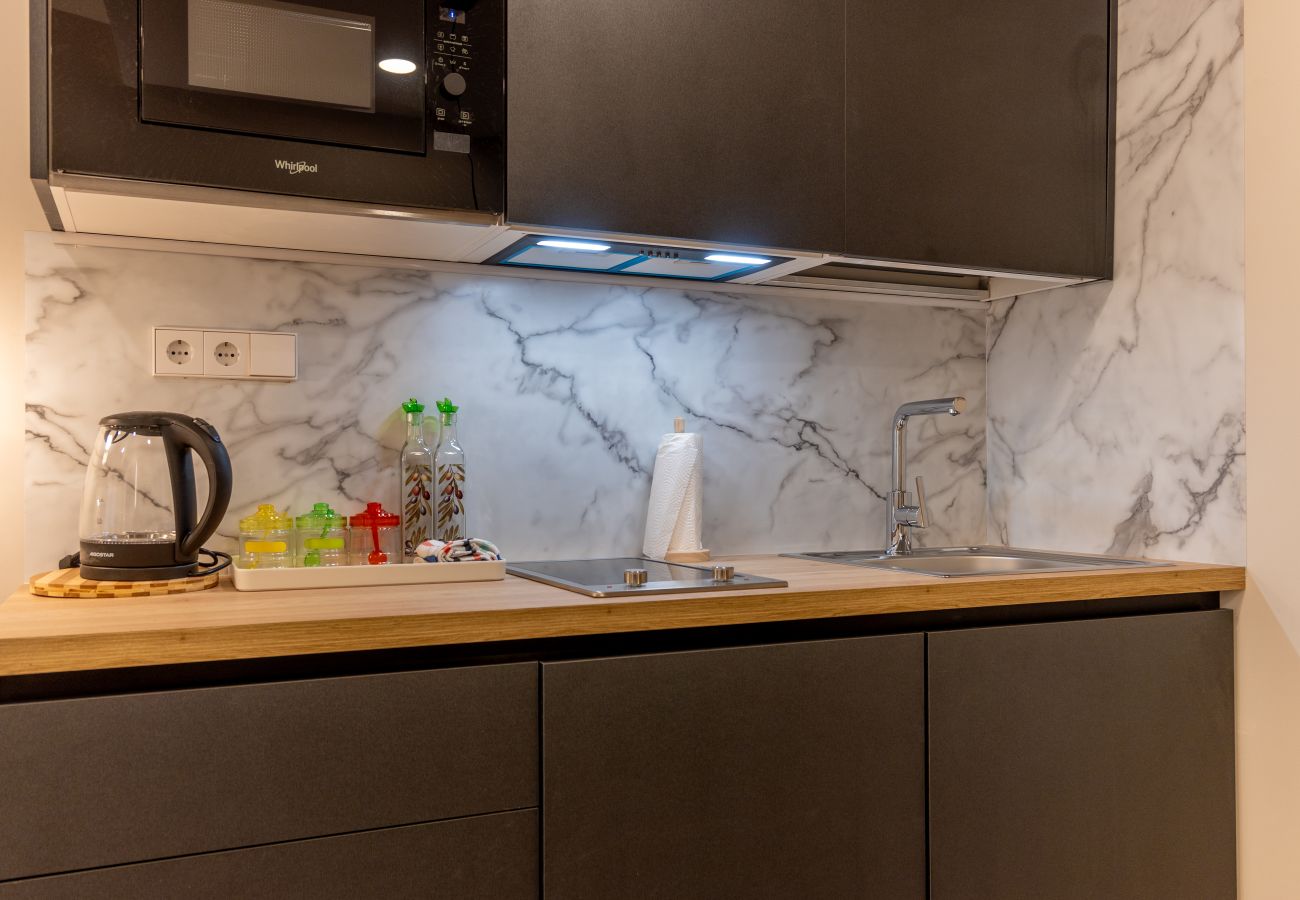 Estudio en Madrid - M (DEL291º4)El Capricho: Tu Refugio en Madrid con