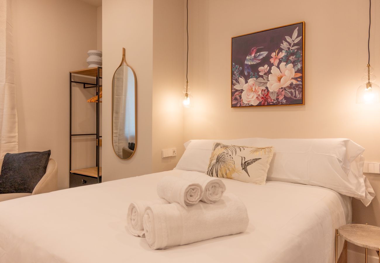 Estudio en Madrid - M (DEL291º4)El Capricho: Tu Refugio en Madrid con