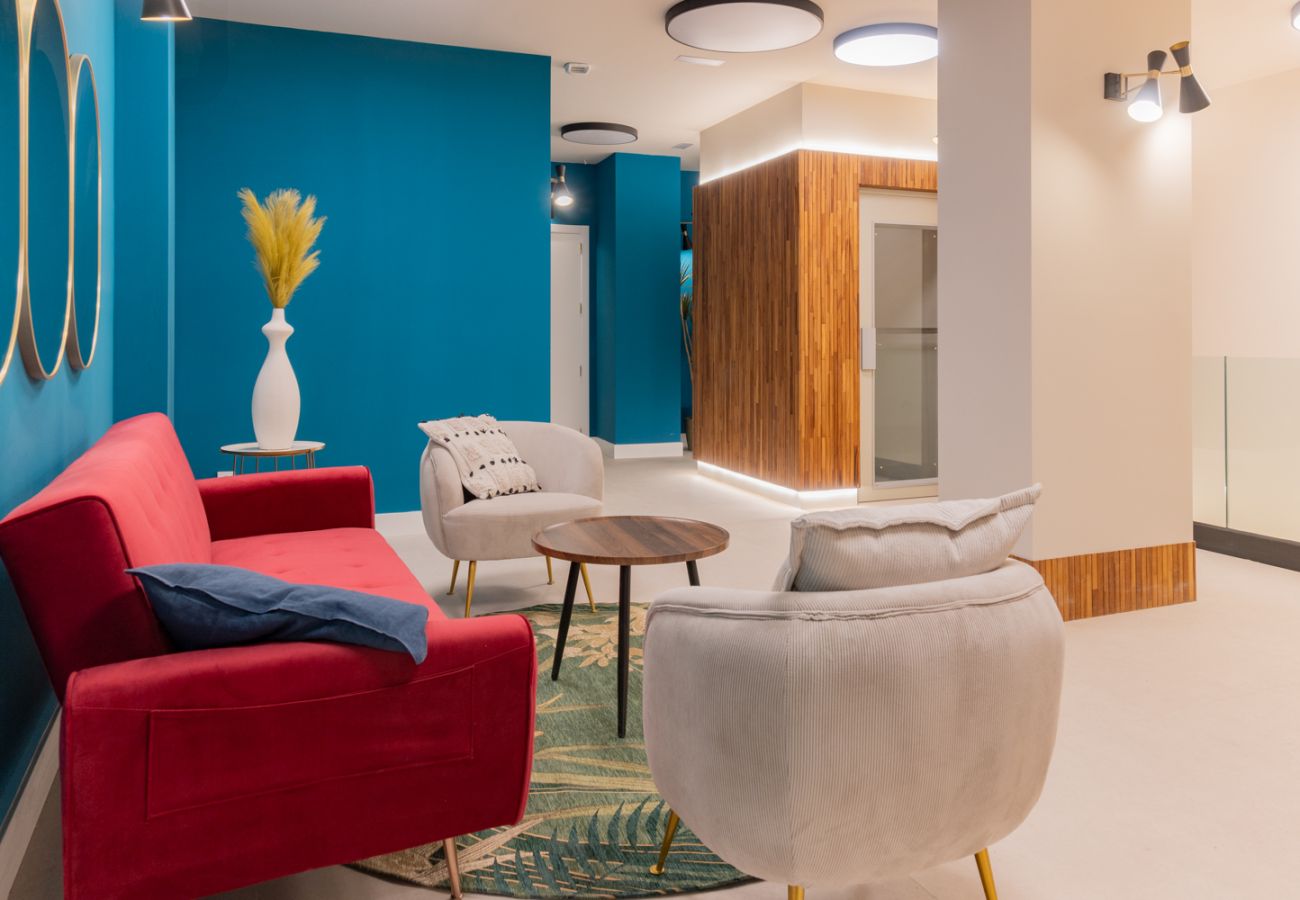 Estudio en Madrid - M (DEL291º6)Estudio Oriente – Diseño y confort en