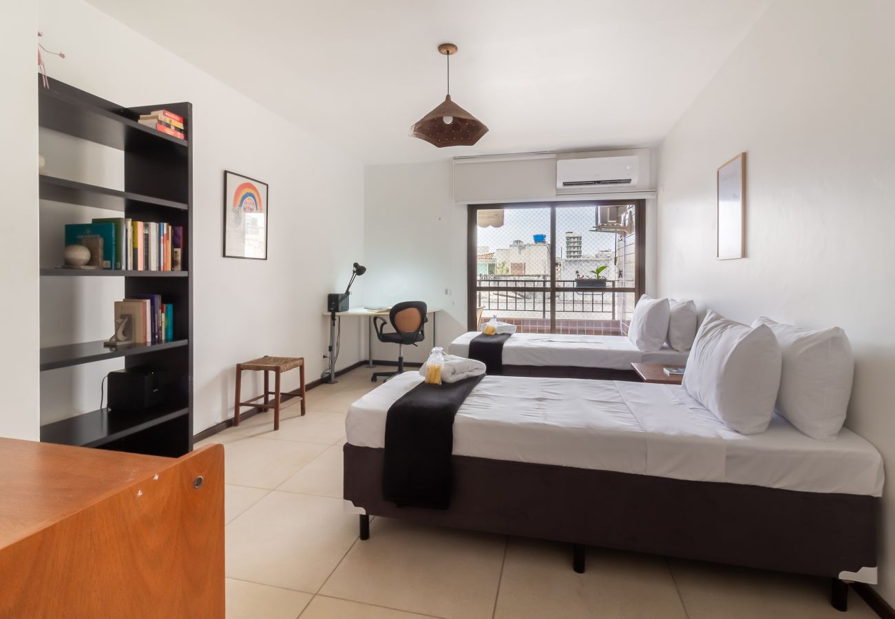 Apartamento en Rio de Janeiro - Comodidad y Tranquilidad en Humaitá | M404