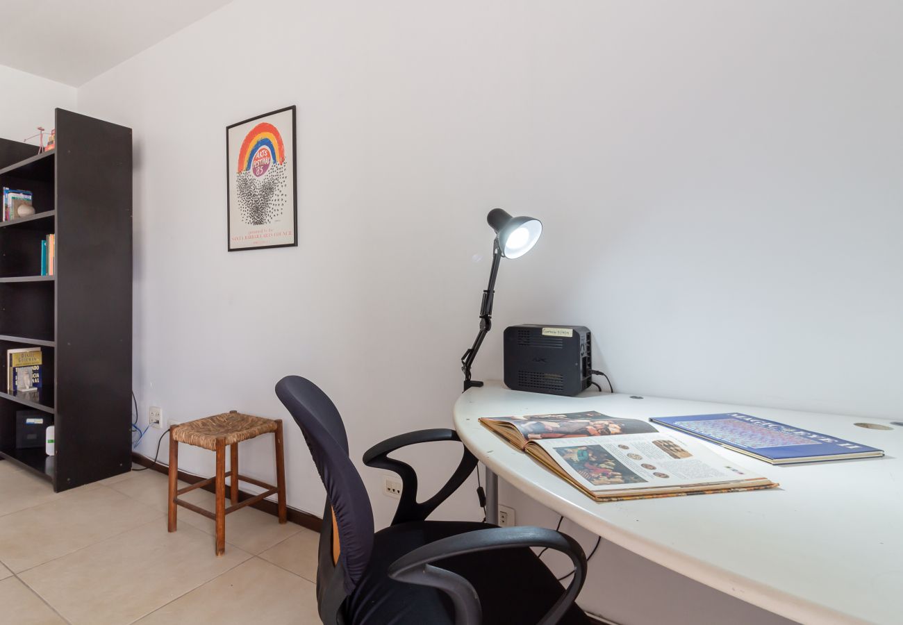 Apartamento en Rio de Janeiro - Comodidad y Tranquilidad en Humaitá | M404