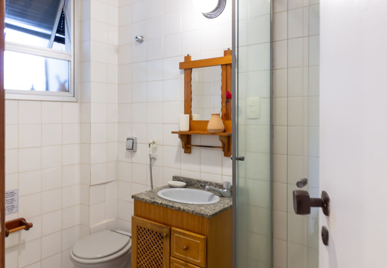 Apartamento en Rio de Janeiro - Comodidad y Tranquilidad en Humaitá | M404
