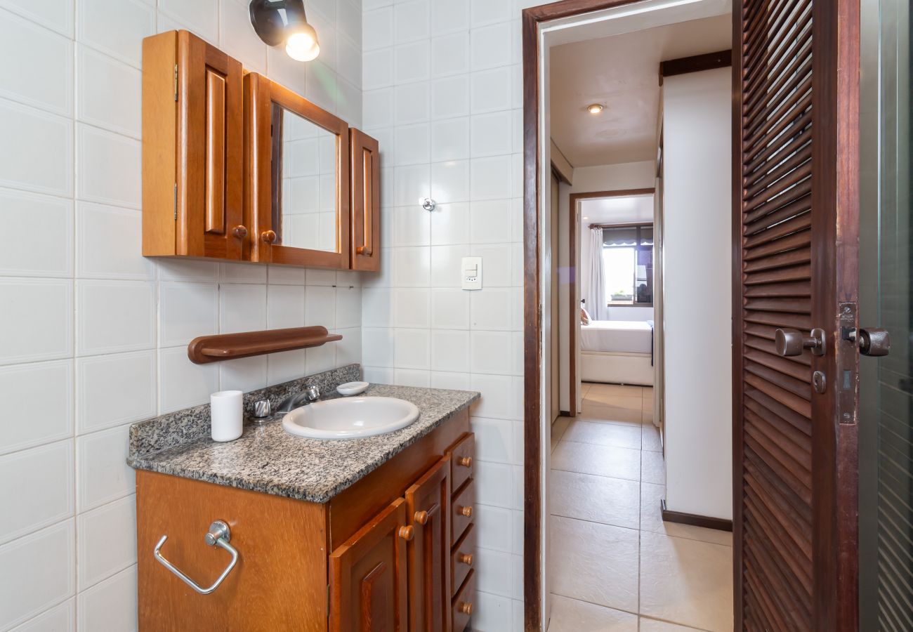 Apartamento en Rio de Janeiro - Comodidad y Tranquilidad en Humaitá | M404