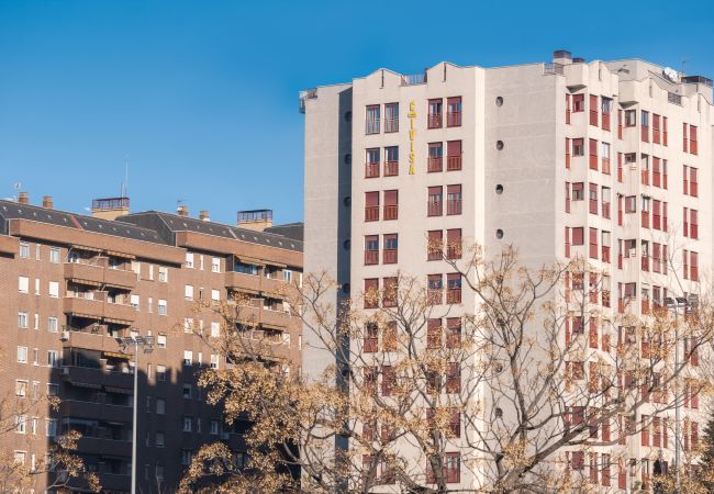 Apartamento en Madrid - M (DHI17) Aria: Donde la Tranquilidad y el Diseñ Apartamento en Madrid - M (DHI17) Aria: Donde la Tranquilidad y el Diseñ