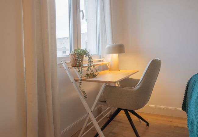 Apartamento en Madrid - M (IBI385) Elegancia Urbana en el Corazón de Reti Apartamento en Madrid - M (IBI385) Elegancia Urbana en el Corazón de Reti