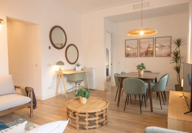 Apartamento en Madrid - M (IBI385) Elegancia Urbana en el Corazón de Reti Apartamento en Madrid - M (IBI385) Elegancia Urbana en el Corazón de Reti
