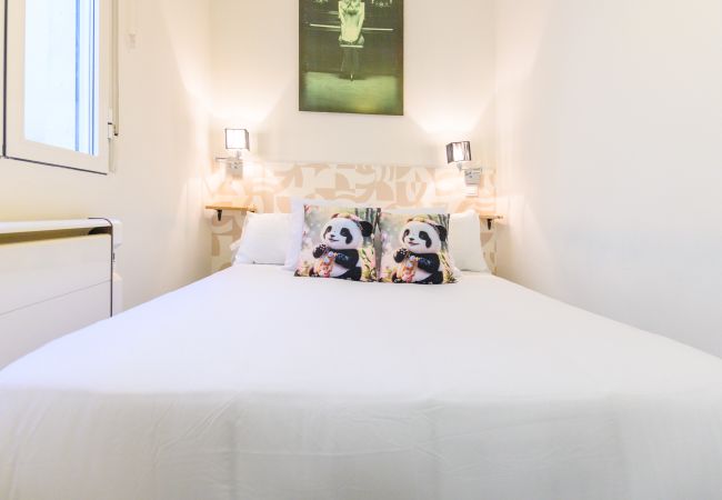 Apartamento en Madrid - M (AMA272) Acogedor piso de 1 dormitorio a poco m Apartamento en Madrid - M (AMA272) Acogedor piso de 1 dormitorio a poco m