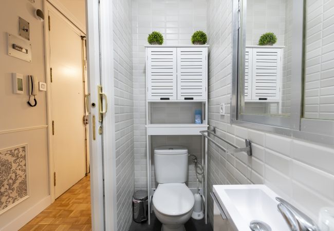 Apartamento en Madrid - M (TOL254)Acogedor piso con balcones en el centro  Apartamento en Madrid - M (TOL254)Acogedor piso con balcones en el centro