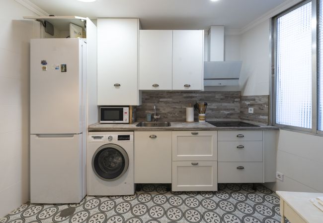 Apartamento en Madrid - M (TOL254)Acogedor piso con balcones en el centro  Apartamento en Madrid - M (TOL254)Acogedor piso con balcones en el centro