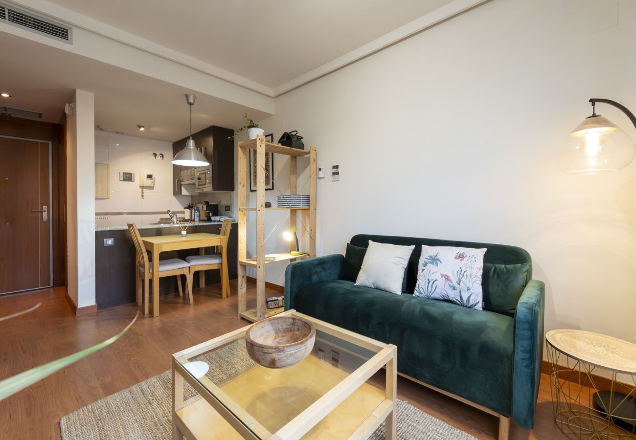 Apartamento en Madrid - M (SRES531I)Encantador piso temporal  de 1 dormito