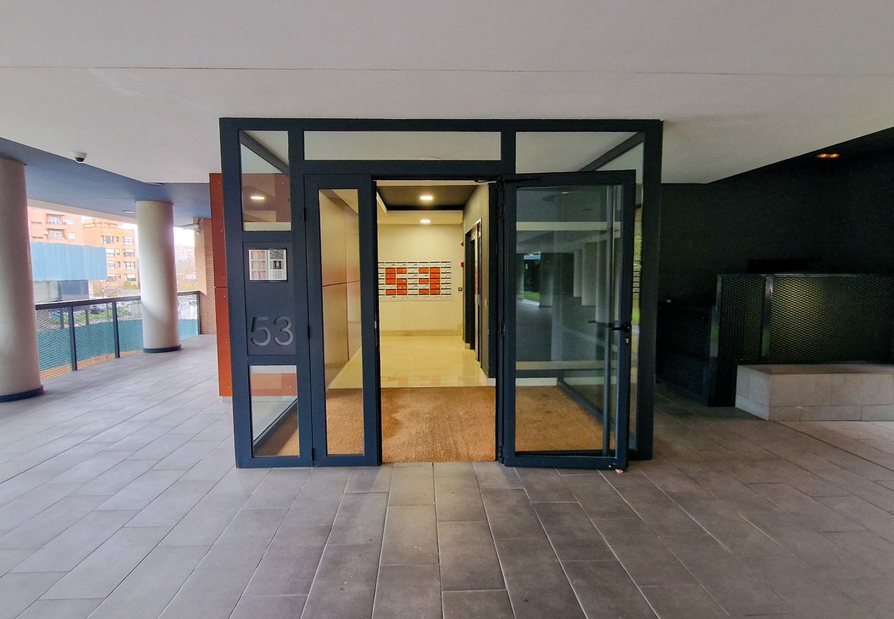 Apartamento en Madrid - M (SRES531I)Encantador piso temporal  de 1 dormito