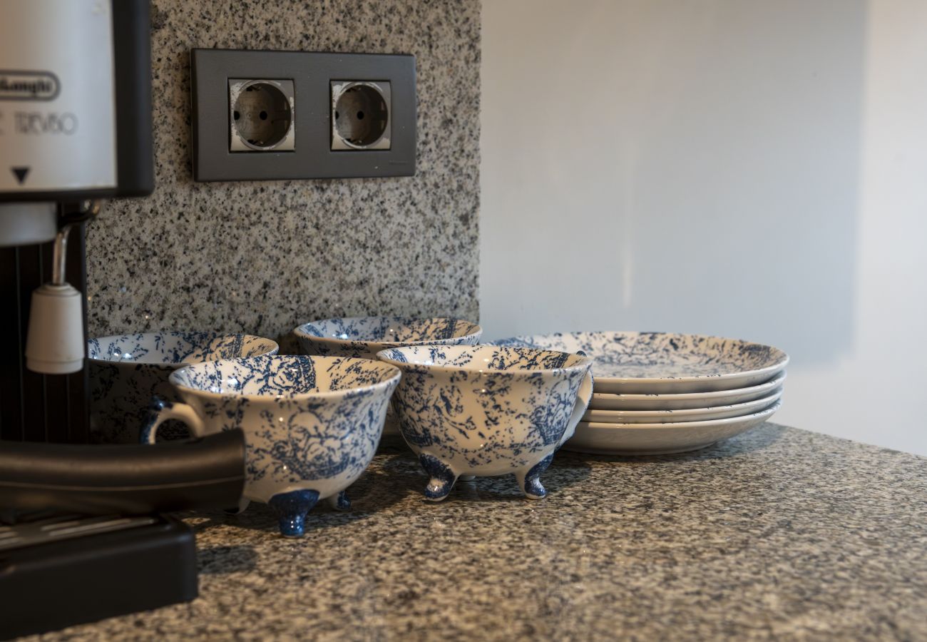 Apartamento en Madrid - M (SRES531I)Encantador piso temporal  de 1 dormito