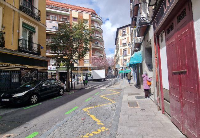 Apartamento en Madrid - M (AMP964)Piso de 2 dormitorios a pasos del Museo Apartamento en Madrid - M (AMP964)Piso de 2 dormitorios a pasos del Museo