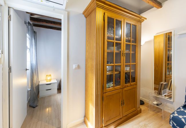 Apartamento en Madrid - M (AMP964)Piso de 2 dormitorios a pasos del Museo Apartamento en Madrid - M (AMP964)Piso de 2 dormitorios a pasos del Museo