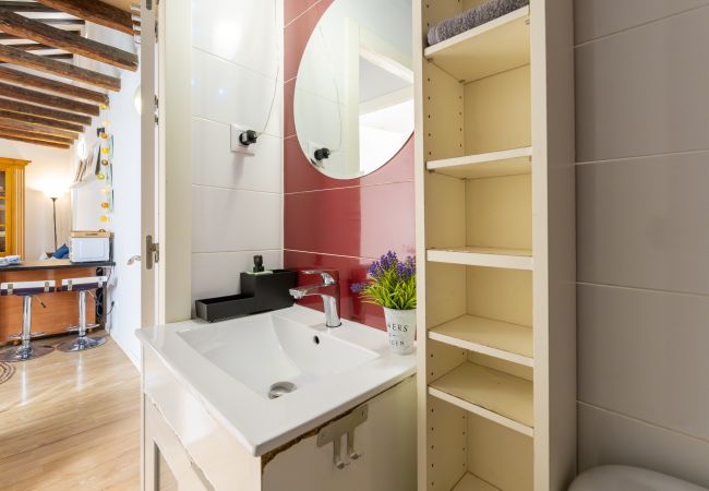 Apartamento en Madrid - M (AMP964)Piso de 2 dormitorios a pasos del Museo Apartamento en Madrid - M (AMP964)Piso de 2 dormitorios a pasos del Museo
