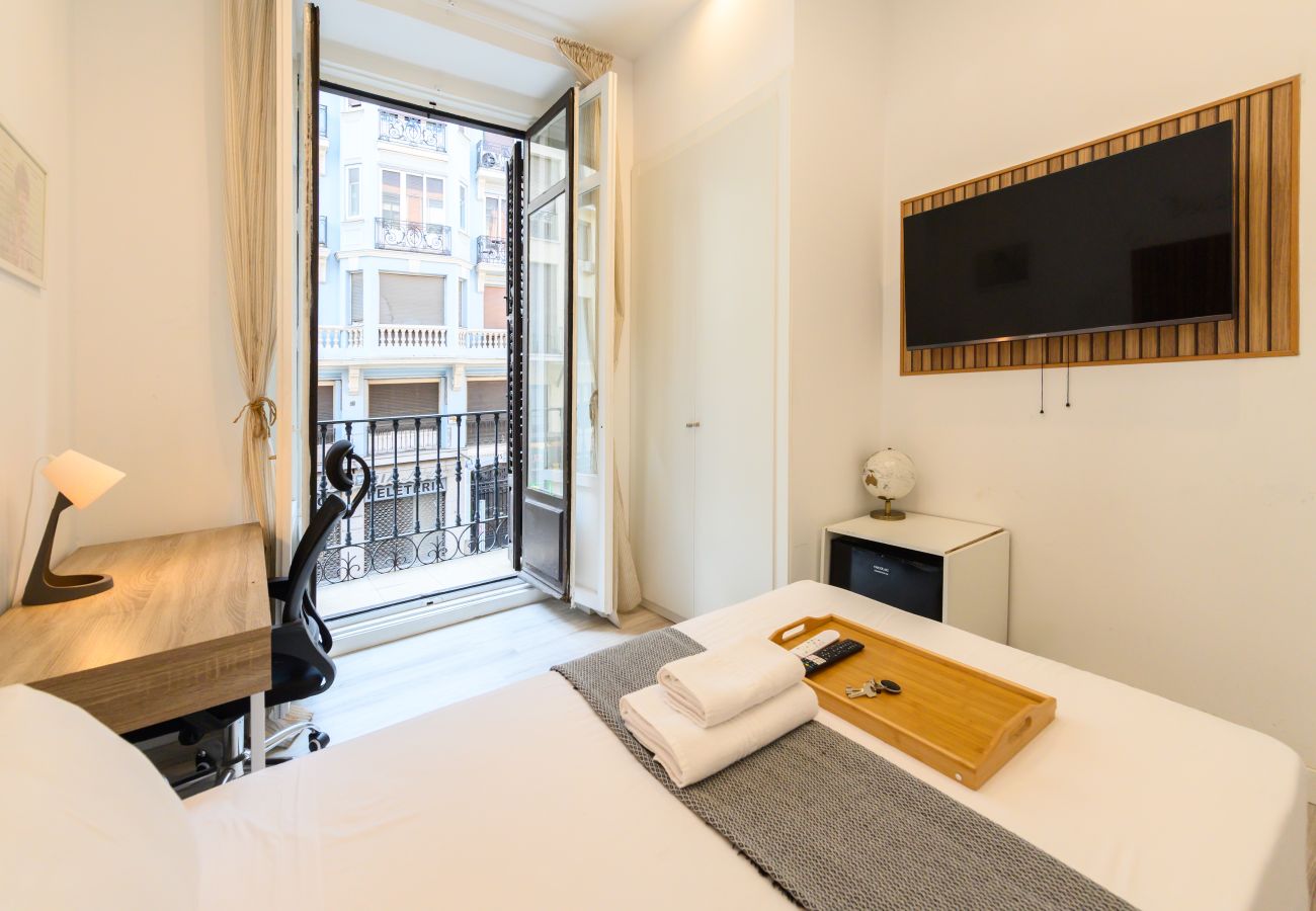 Alquiler por habitaciones en Madrid - M (SBE102) Ámsterdam: habitación con comodidad y z