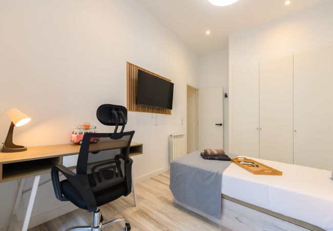  en Madrid - M (SBE103) Barcelona:  habitación con comodidad y