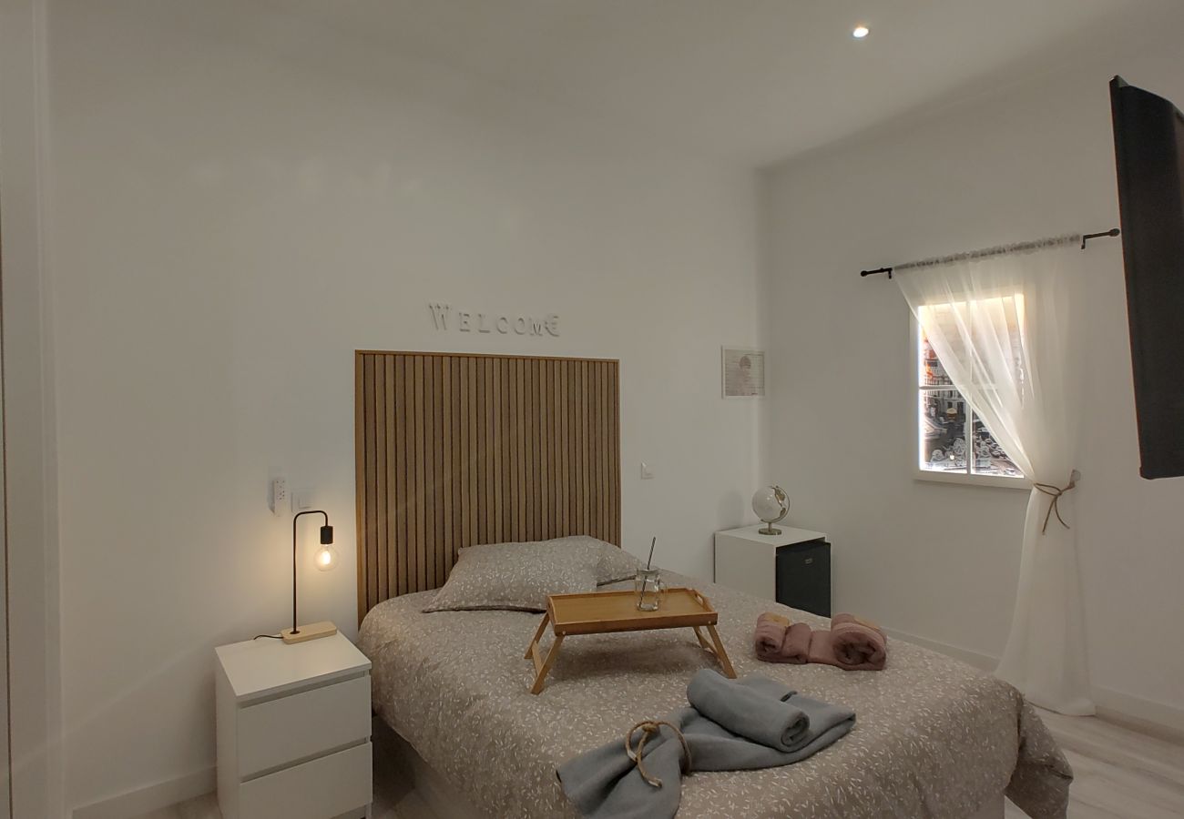 Alquiler por habitaciones en Madrid - M (SBE108) Roma: habitación con comodidad y zonas