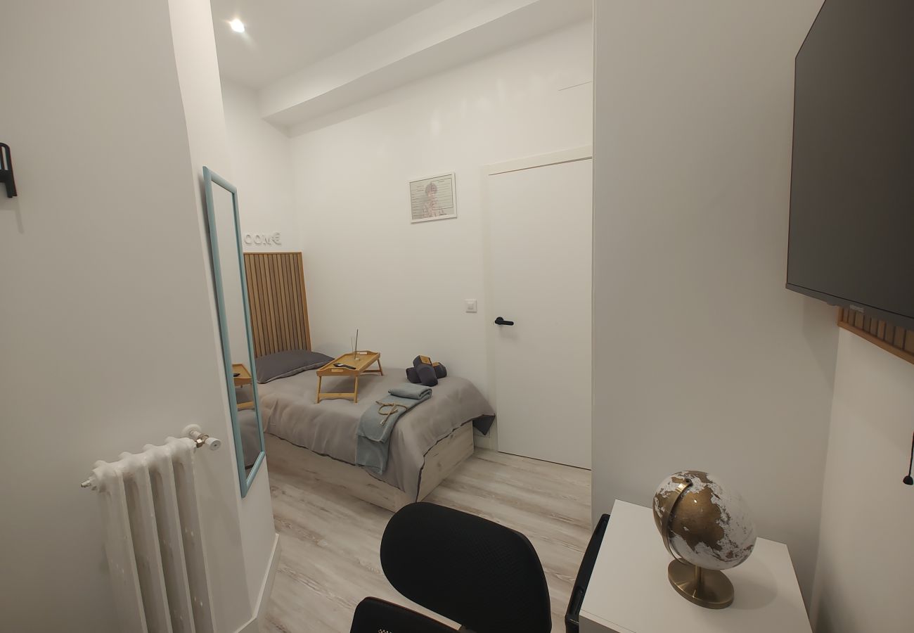 Alquiler por habitaciones en Madrid - M (SBE10 10) Berlín: habitación con comodidad y zo