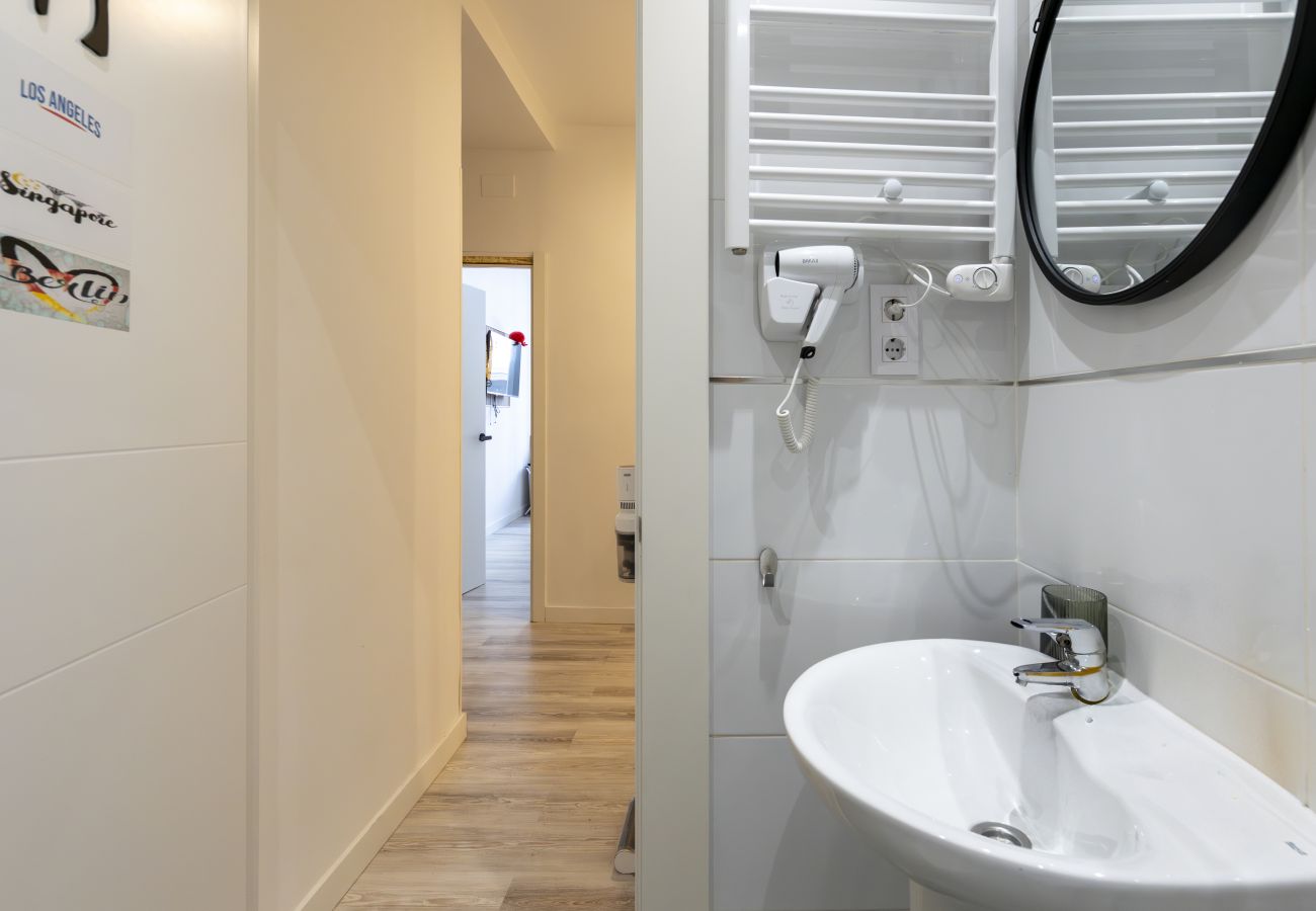 Alquiler por habitaciones en Madrid - M (SBE10 10) Berlín: habitación con comodidad y zo