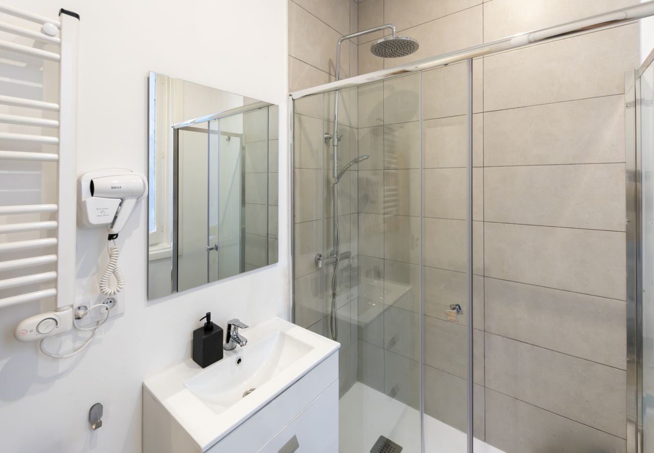 Alquiler por habitaciones en Madrid - M (SBE10 10) Berlín: habitación con comodidad y zo