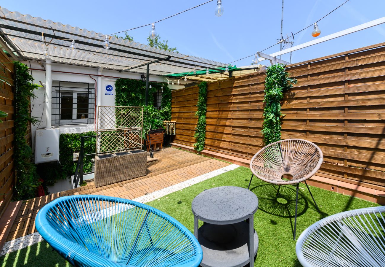 Alquiler por habitaciones en Madrid - M (HDB1204)La Paz: Habitación con confort y esenc