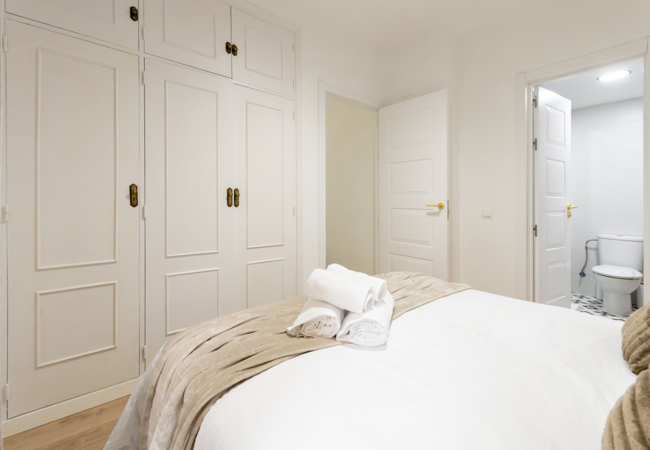 Apartamento en Madrid - M (PEZ14)Apartamento de 1 dormitorio cerca de Plaz