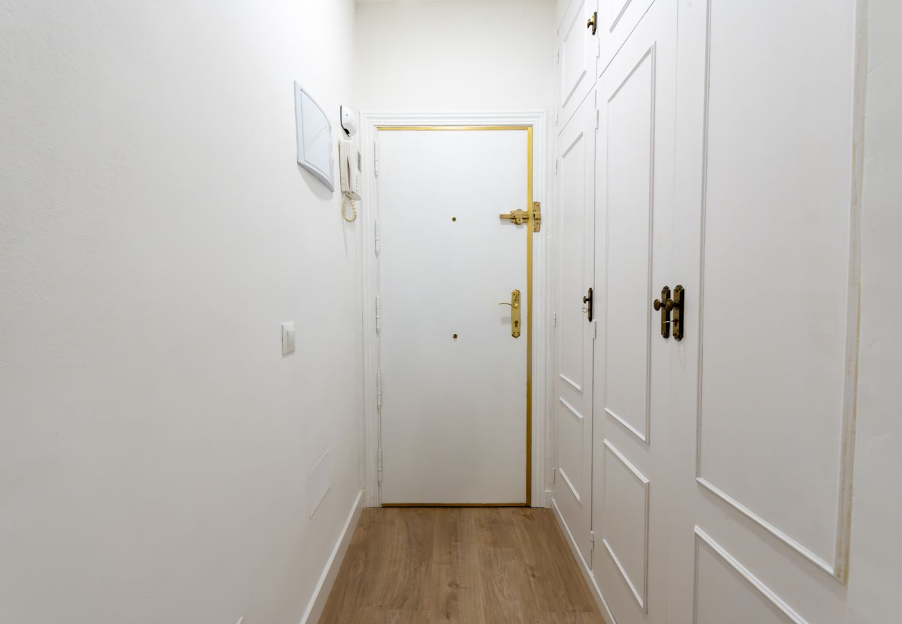Apartamento en Madrid - M (PEZ14)Apartamento de 1 dormitorio cerca de Plaz