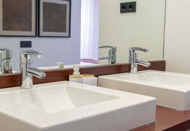 Apartamento en Madrid - M (BAS159)Dúplex de 3 Dormitorios – Amplio, Lumino Apartamento en Madrid - M (BAS159)Dúplex de 3 Dormitorios – Amplio, Lumino