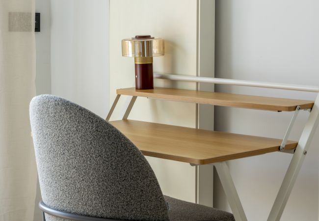 Apartamento en Madrid - M (BAS159)Dúplex de 3 Dormitorios – Amplio, Lumino Apartamento en Madrid - M (BAS159)Dúplex de 3 Dormitorios – Amplio, Lumino