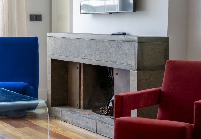 Apartamento en Madrid - M (BAS159)Dúplex de 3 Dormitorios – Amplio, Lumino Apartamento en Madrid - M (BAS159)Dúplex de 3 Dormitorios – Amplio, Lumino