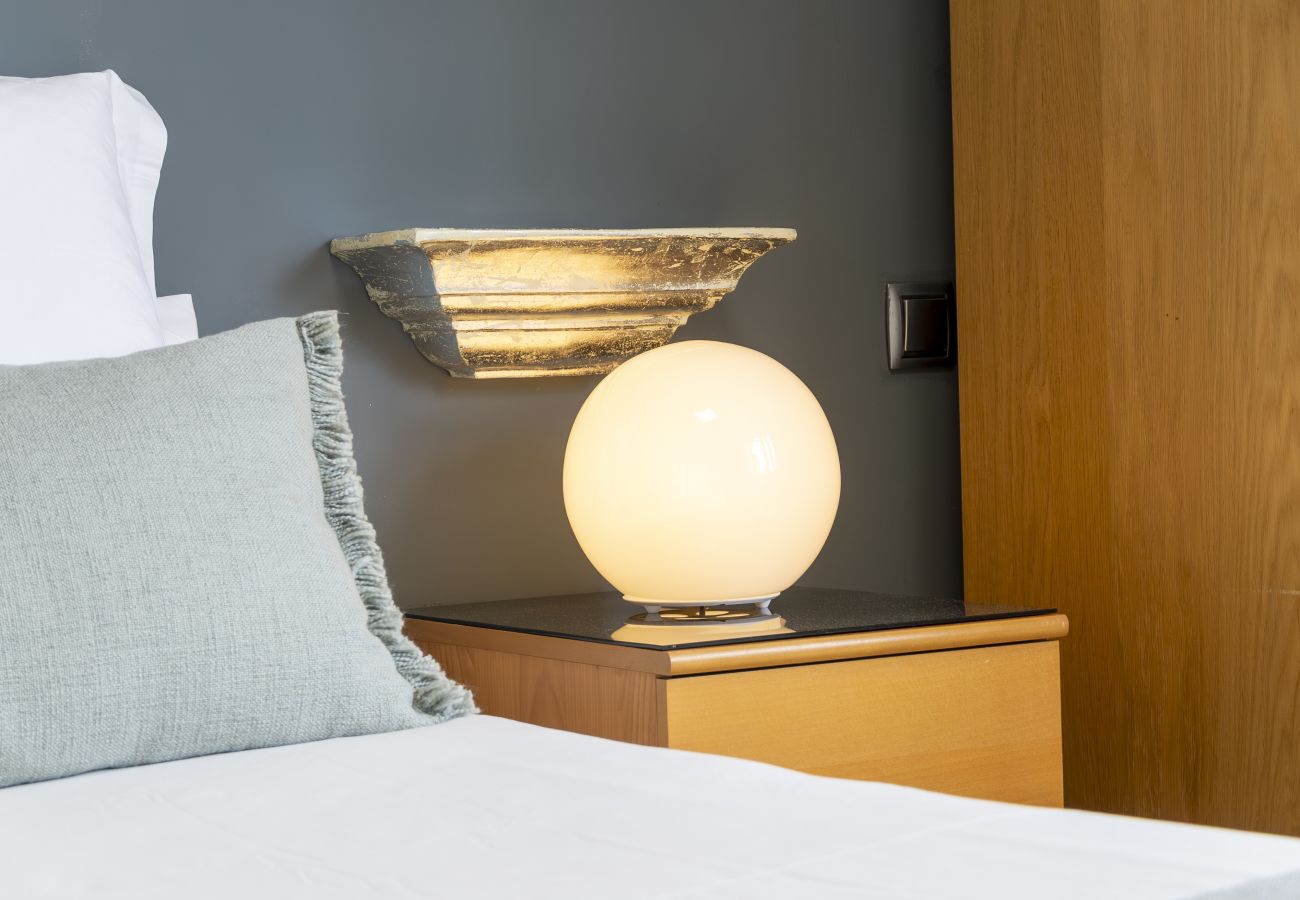 Apartamento en Madrid - M (ORE18)Piso de 1 dormitorio con terraza-Alquiler
