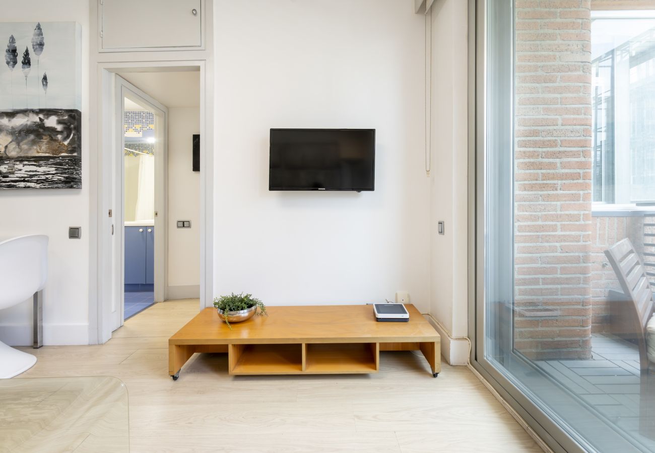 Apartamento en Madrid - M (ORE18)Piso de 1 dormitorio con terraza-Alquiler