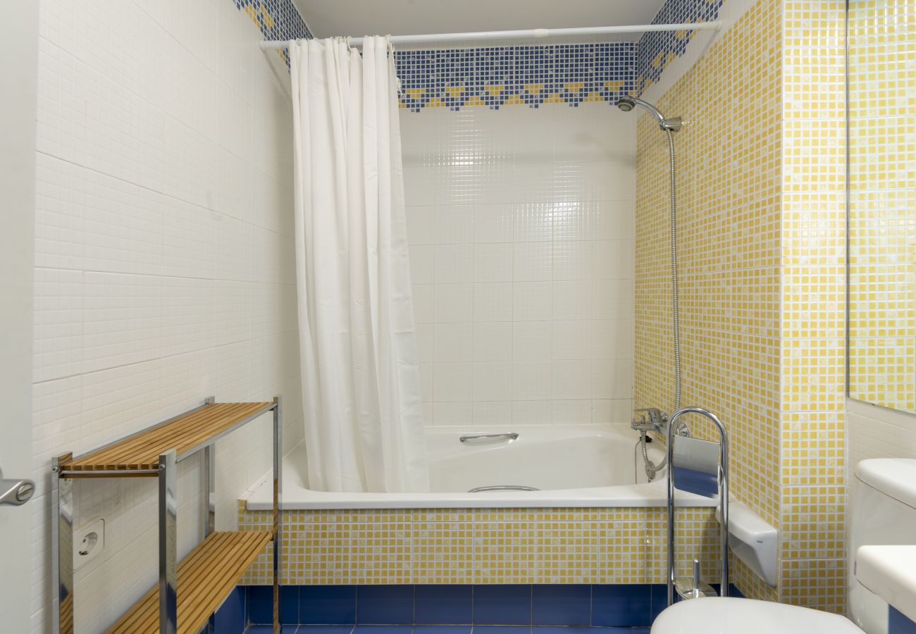 Apartamento en Madrid - M (ORE18)Piso de 1 dormitorio con terraza-Alquiler