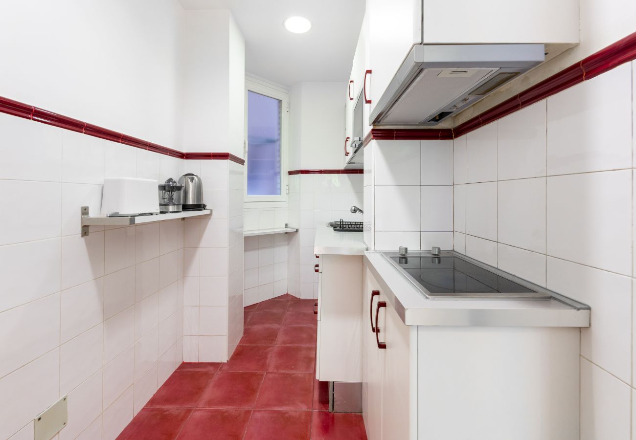 Apartamento en Madrid - M (ORE461H)Piso de 1 dormitorio y balcón -Alquiler