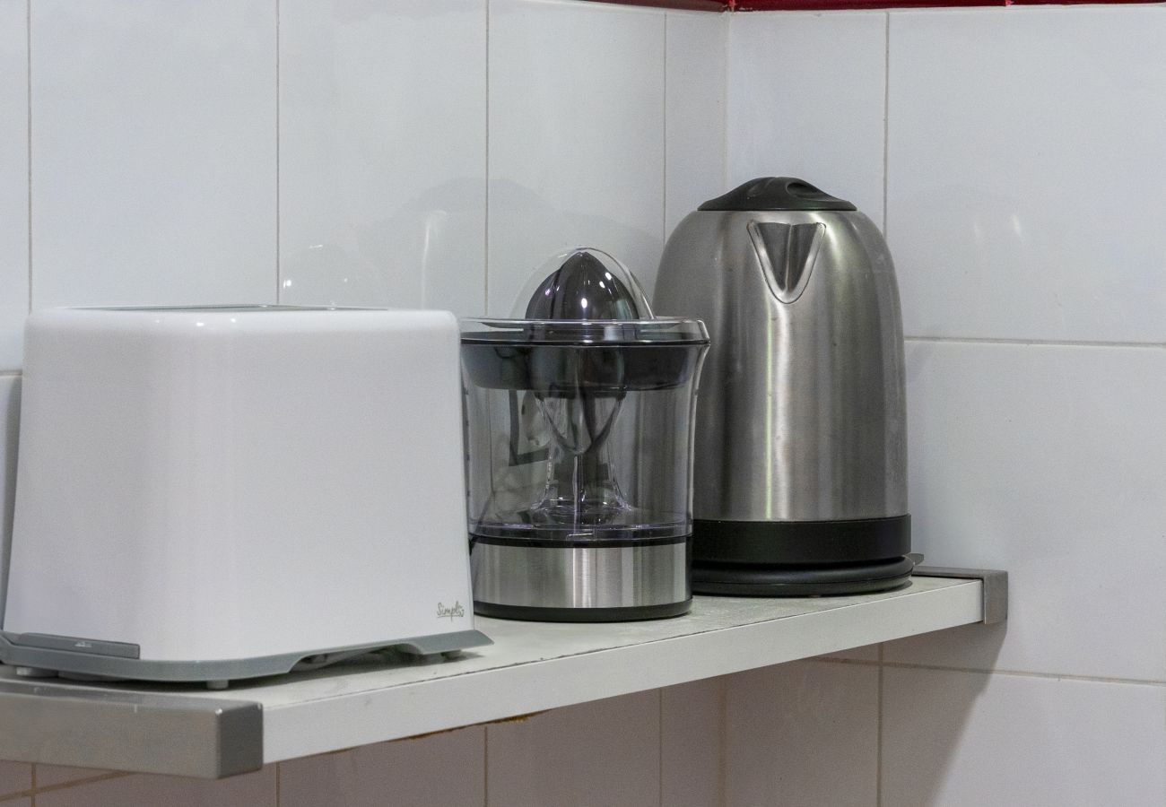 Apartamento en Madrid - M (ORE461H)Piso de 1 dormitorio y balcón -Alquiler