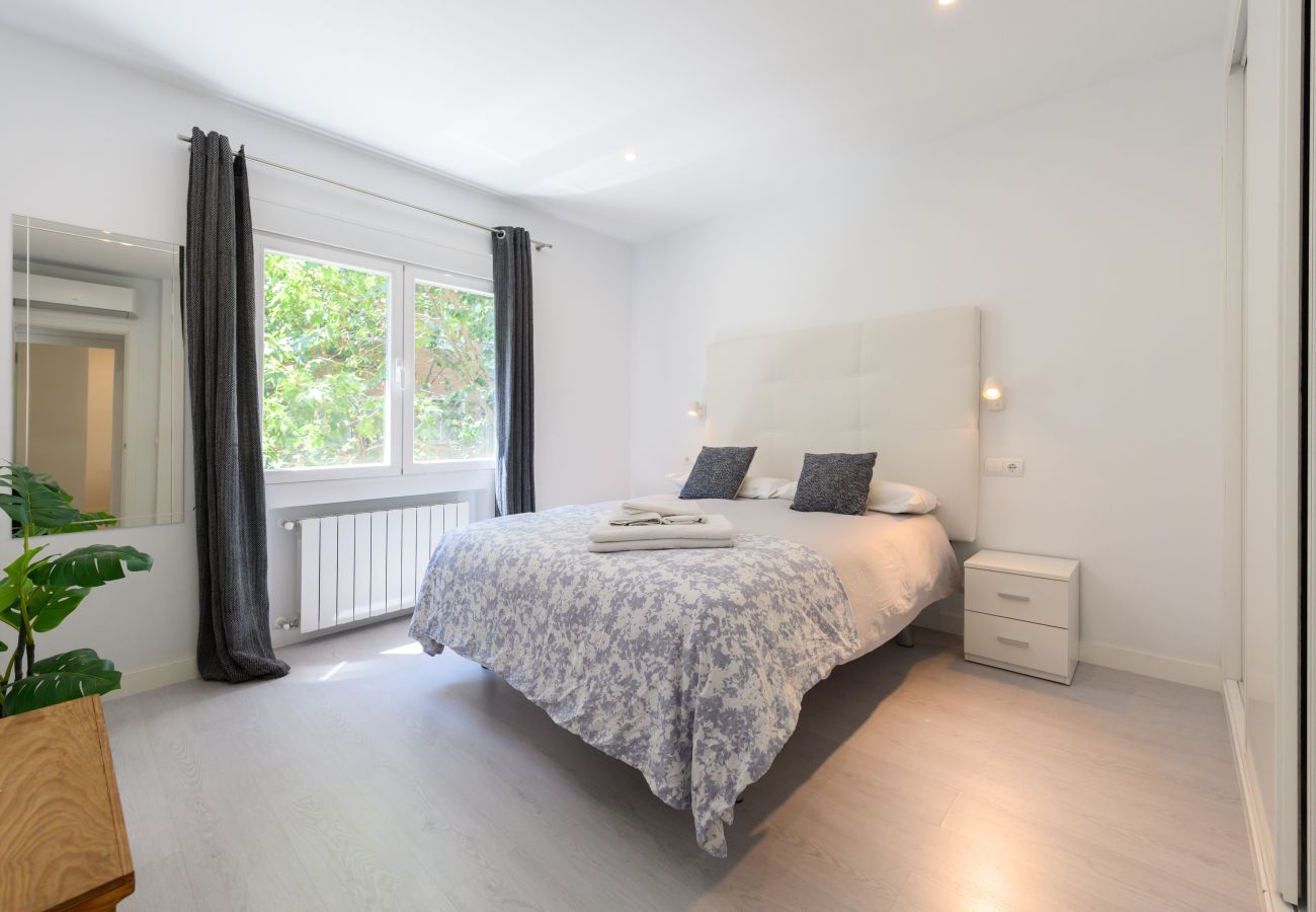 Apartamento en Madrid - M (NMO42HA)Espacio Versatil en Madrid : Alquiler m