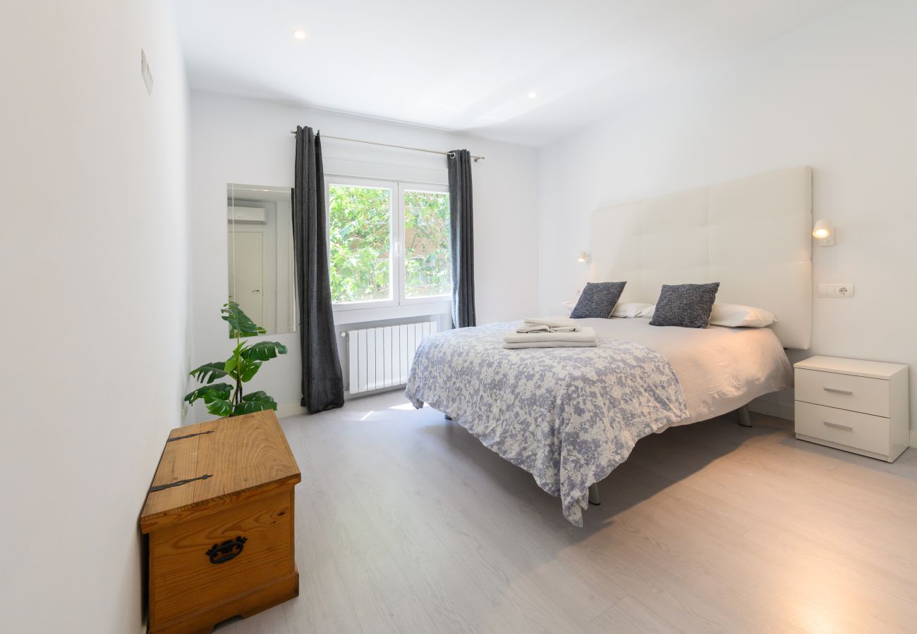 Apartamento en Madrid - M (NMO42HA)Espacio Versatil en Madrid : Alquiler m
