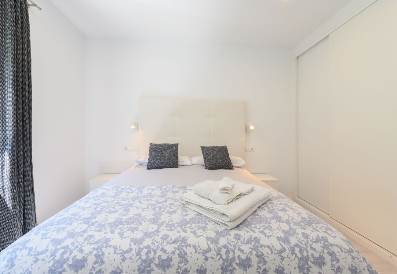 Apartamento en Madrid - M (NMO42HA)Espacio Versatil en Madrid : Alquiler m