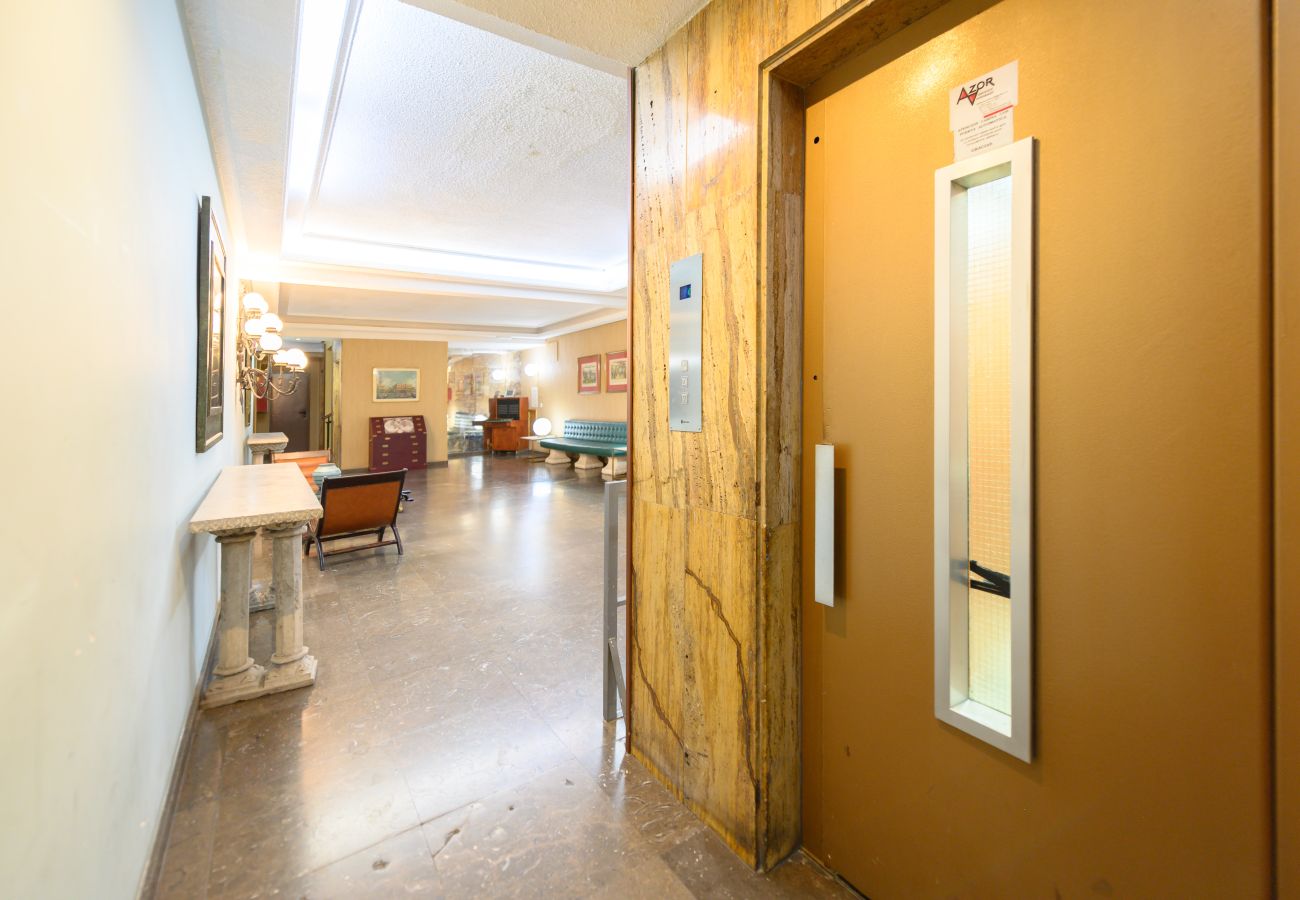 Apartamento en Madrid - M (NMO42HA)Espacio Versatil en Madrid : Alquiler m
