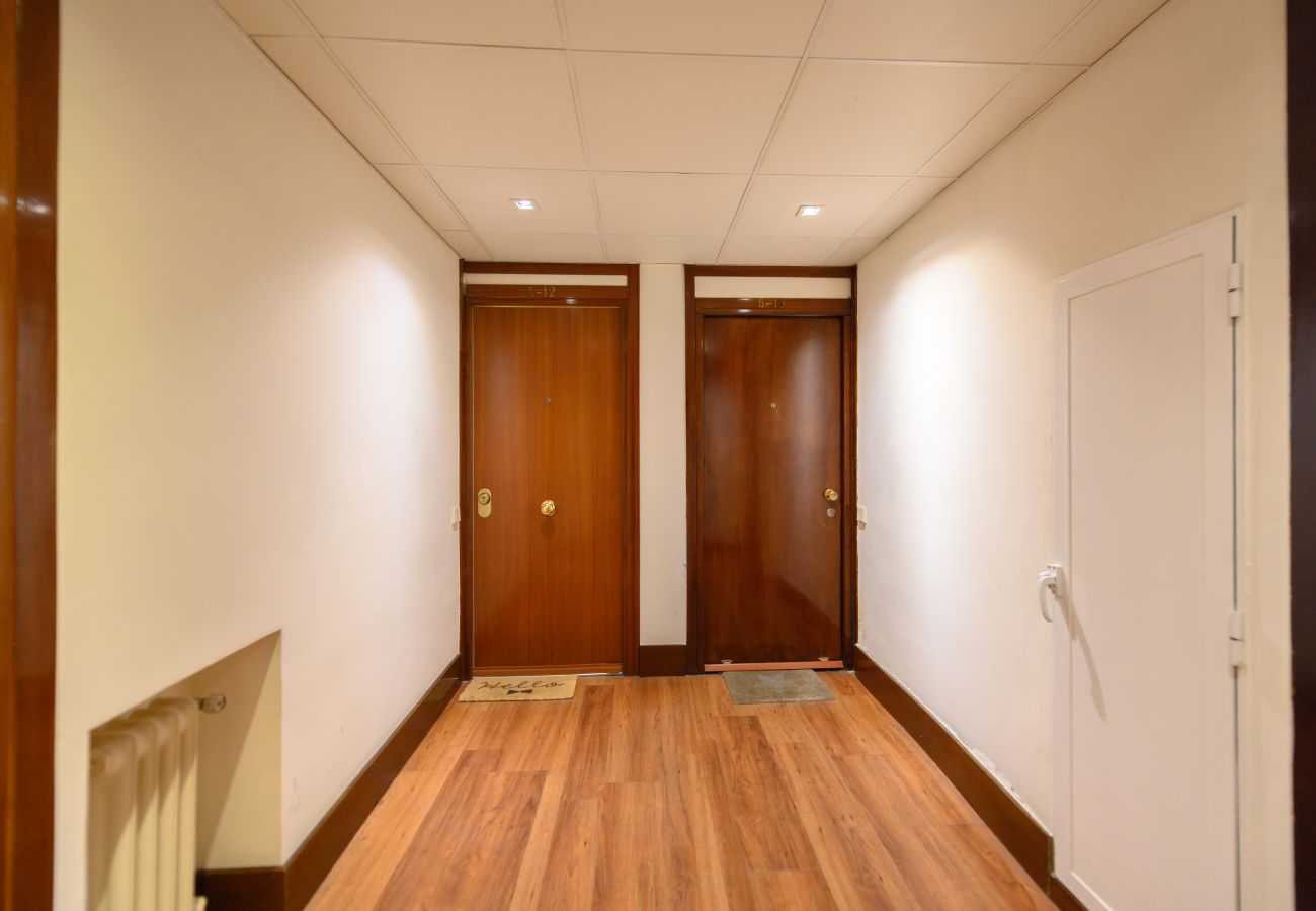 Apartamento en Madrid - M (MPI27613)Escapada perfecta en Madrid: Piso de 1