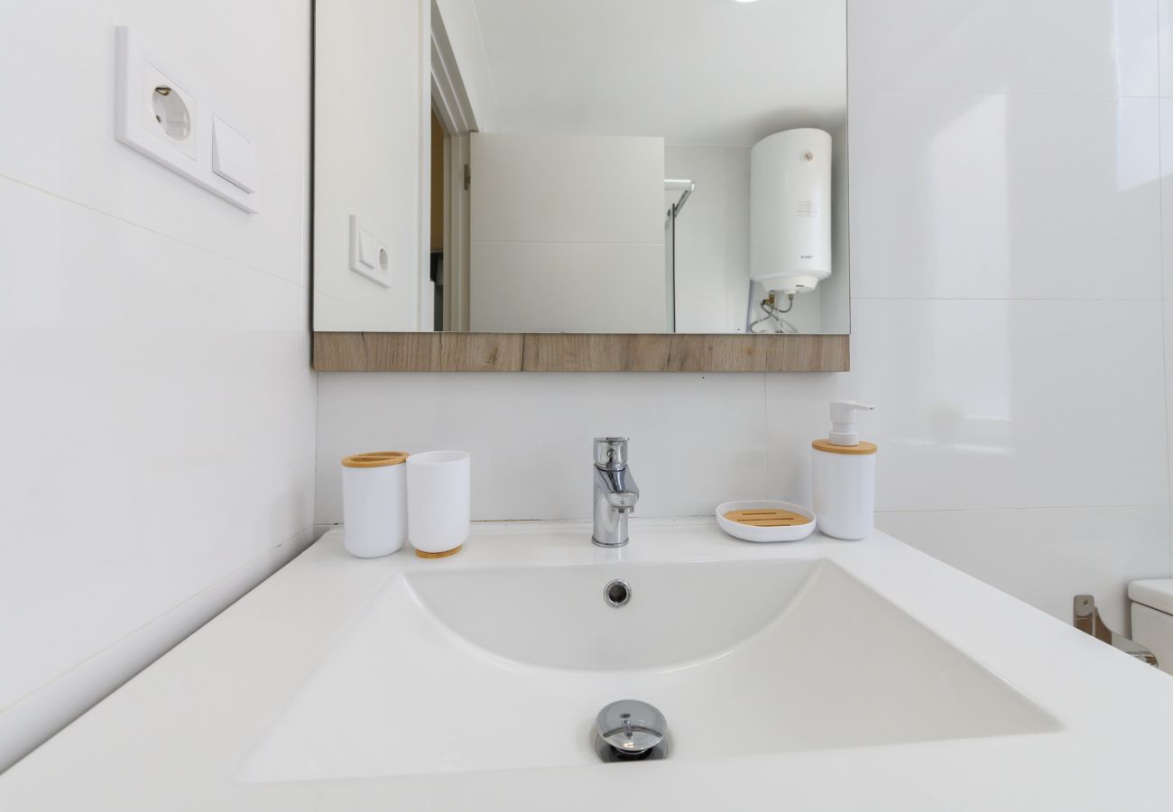 Apartamento en Madrid - M (MDL9)Alquiler Mensual en Madrid – Piso moderno